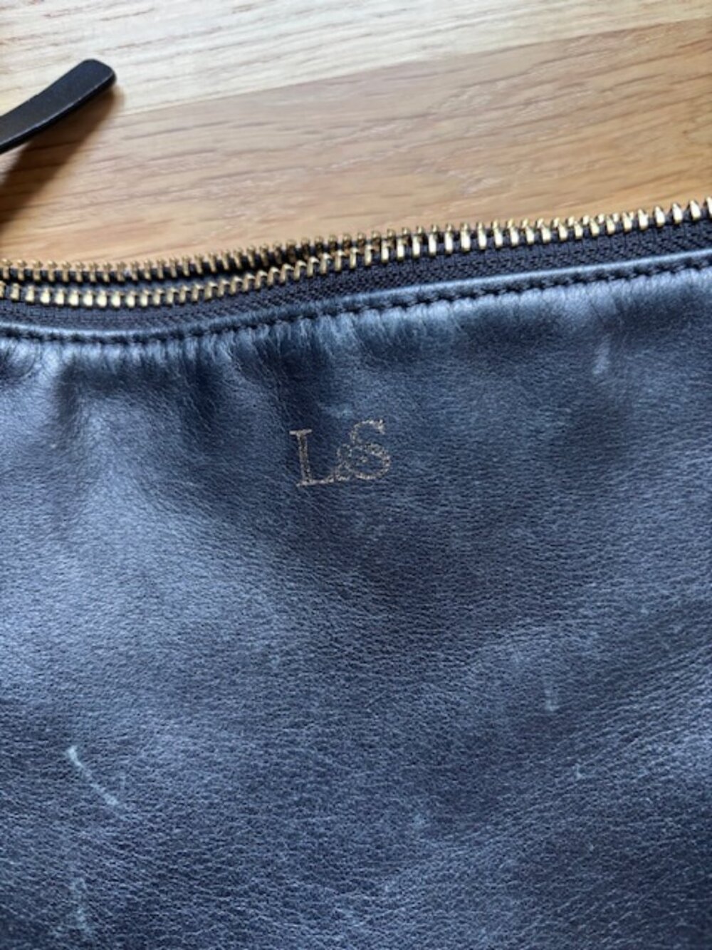 Lo & Sons Pearl Convertible Crossbody Bag - Picture 5 of 9